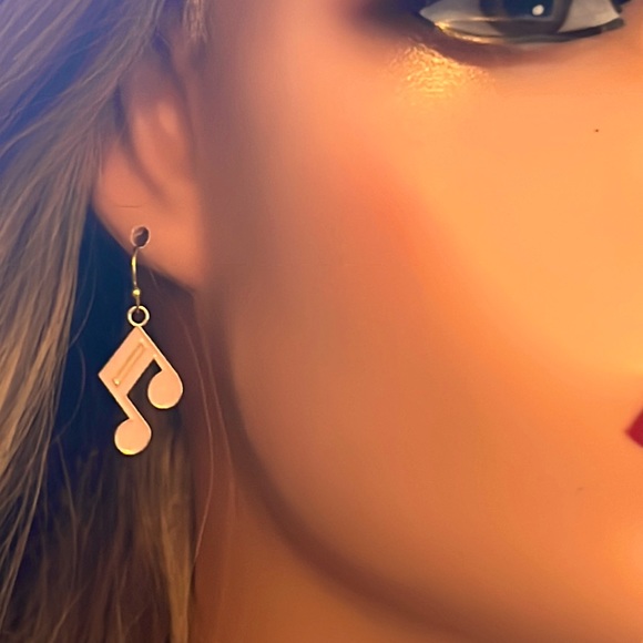 🎵Musical Note Earrings - Picture 3 of 3